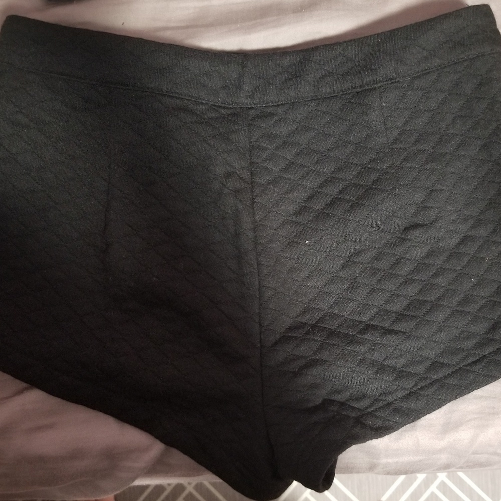 Short - Picture 2 of 3